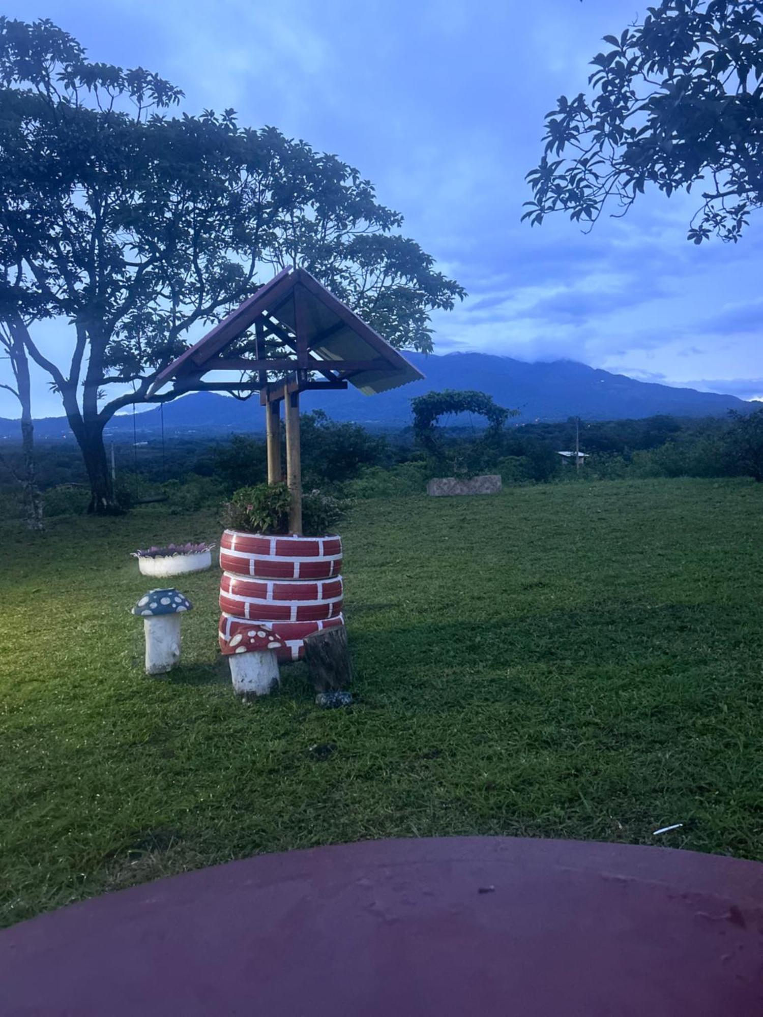 Linda Vista Cabins Букет Екстериор снимка