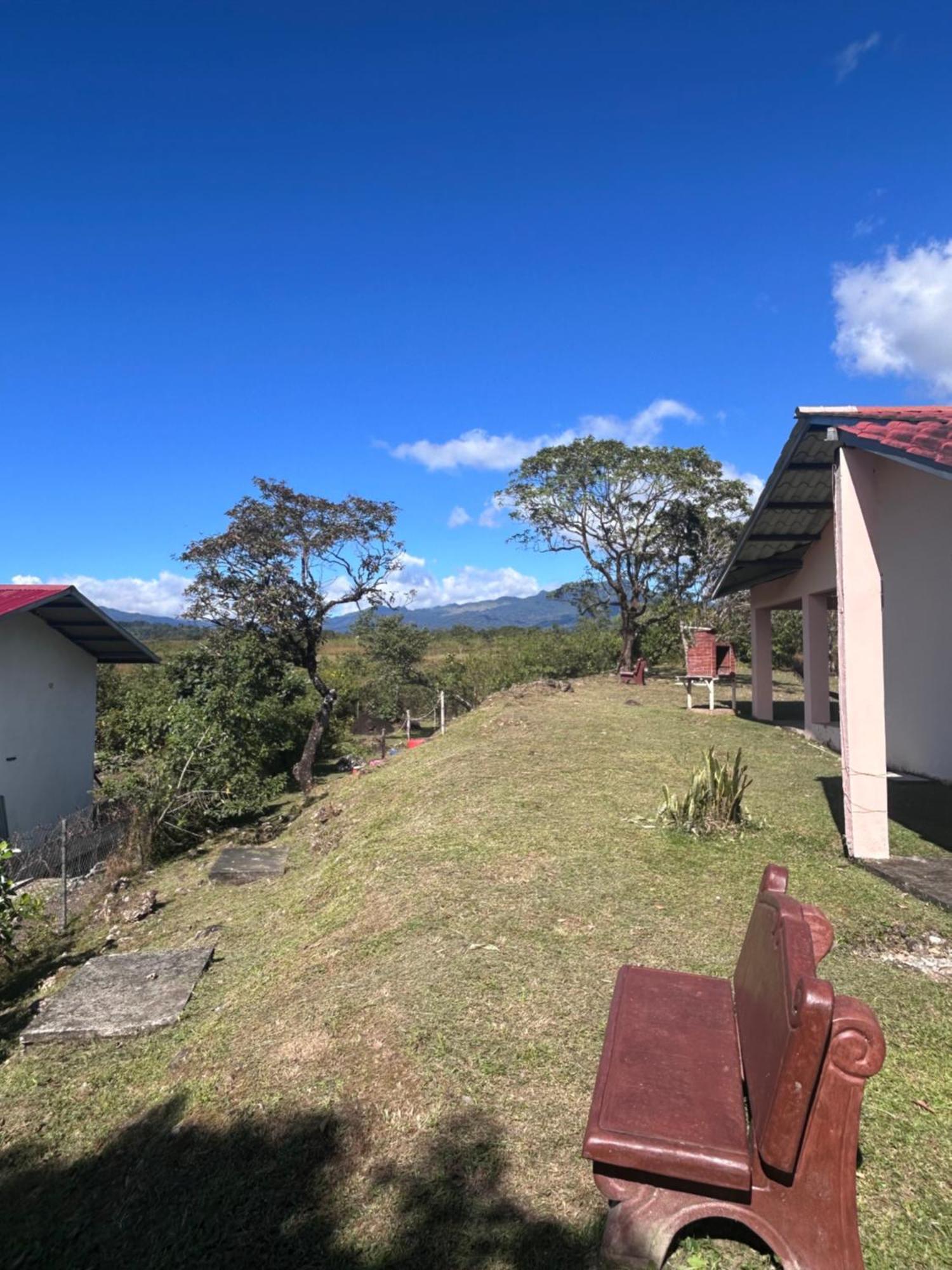 Linda Vista Cabins Букет Екстериор снимка